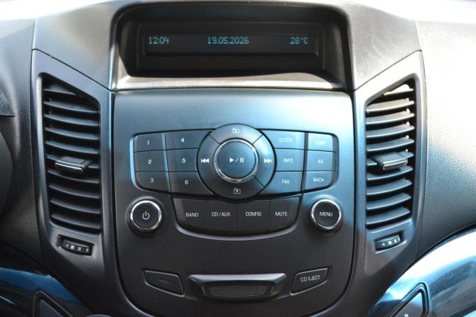 Chevrolet Orlando I с пробегом 2012 года, цена 990 000 рублей, 178000 км, минивэн, Автокод Объявления