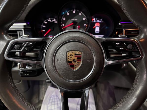 Porsche Macan I с пробегом 2015 года, цена 1 900 000 рублей, 157207 км, внедорожник, Автокод Объявления