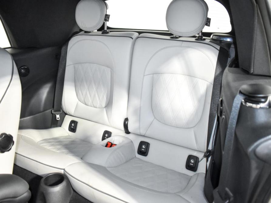 Mini Hatch III (F55/F56) Рестайлинг 2 Санкт-Петербург  - изображение 19