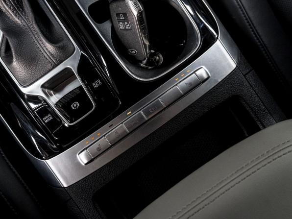 Kia Carnival IV с пробегом 2021 года, цена 4 349 000 рублей, 38781 км, минивэн, Автокод Объявления