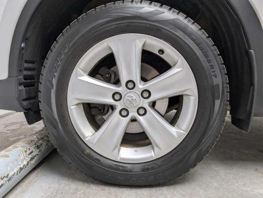 Toyota RAV4 IV (XA40) Москва  - изображение 16