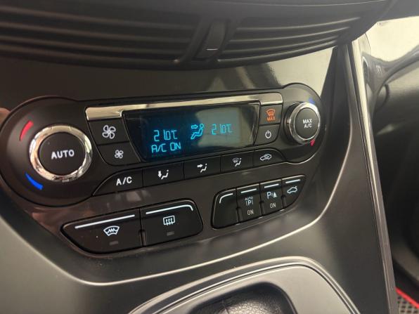 Ford Kuga II с пробегом 2013 года, цена 1 199 000 рублей, 150563 км, внедорожник, Автокод Объявления