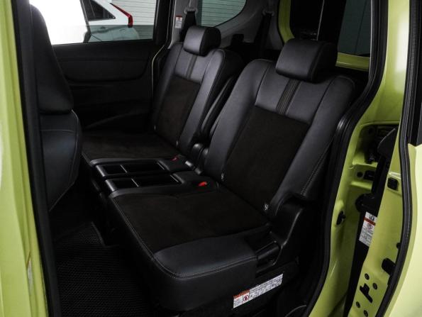 Toyota Sienta II Рестайлинг с пробегом 2021 года, цена 1 605 000 рублей, 67369 км, компактвэн, Автокод Объявления