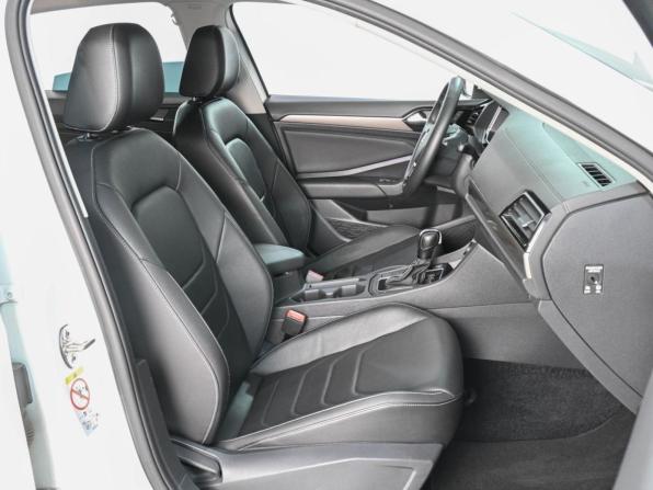 Volkswagen Jetta VII Рестайлинг с пробегом 2022 года, цена 2 239 000 рублей, 42143 км, седан, Автокод Объявления