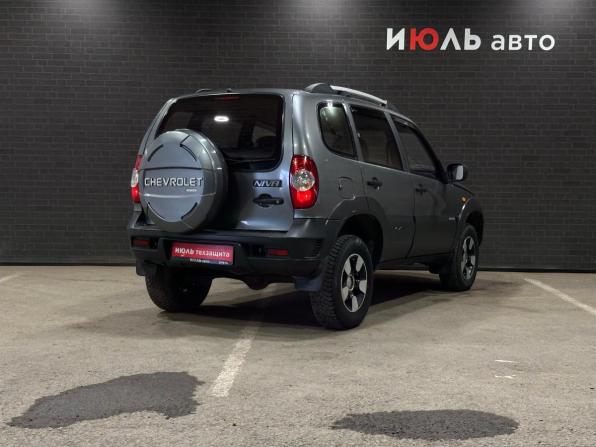 Chevrolet Niva I Рестайлинг с пробегом 2010 года, цена 480 000 рублей, 233593 км, внедорожник, Автокод Объявления