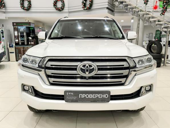 Toyota Land Cruiser 200 Series Рестайлинг 2 с пробегом 2020 года, цена 6 099 000 рублей, 221103 км, внедорожник, Автокод Объявления