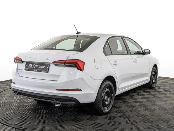 Skoda Rapid II с пробегом 2021 года, цена 1 360 000 рублей, 118485 км, лифтбек, Автокод Объявления