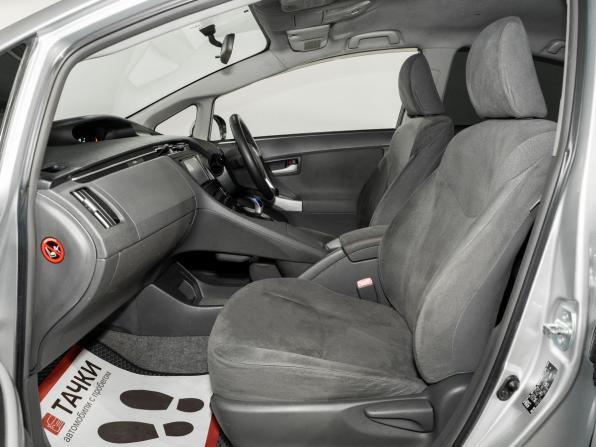 Toyota Prius III (XW30) с пробегом 2010 года, цена 1 080 500 рублей, 174212 км, лифтбек, Автокод Объявления