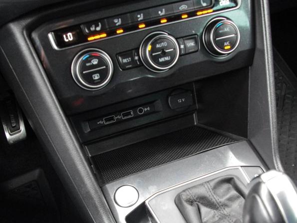 Volkswagen Tiguan II с пробегом 2018 года, цена 2 379 000 рублей, 93751 км, внедорожник, Автокод Объявления