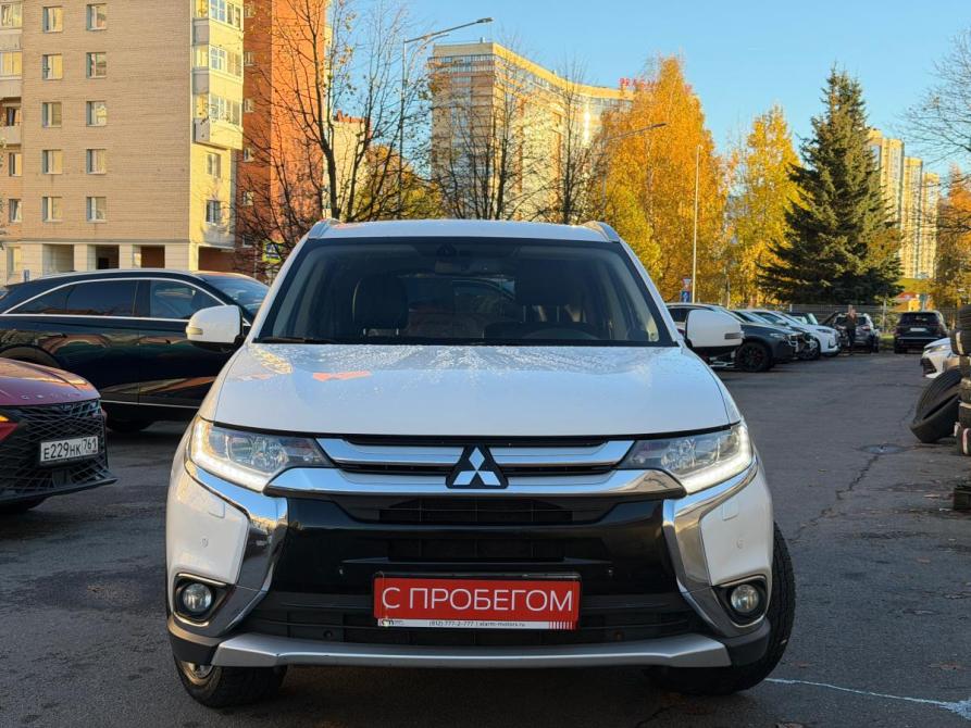 Mitsubishi Outlander III Рестайлинг 2 Санкт-Петербург  - изображение 2