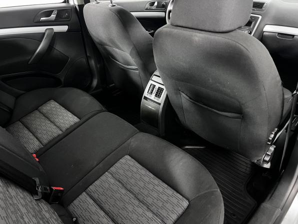 Skoda Octavia II (A5) Рестайлинг с пробегом 2011 года, цена 570 000 рублей, 389116 км, лифтбек, Автокод Объявления