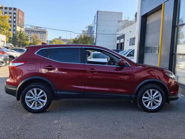 Nissan Qashqai II с пробегом 2017 года, цена 1 750 000 рублей, 70780 км, внедорожник, Автокод Объявления