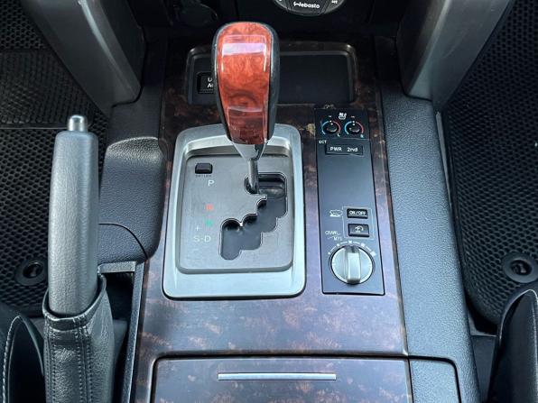 Toyota Land Cruiser 200 Series Рестайлинг 1 с пробегом 2012 года, цена 3 200 000 рублей, 337805 км, внедорожник, Автокод Объявления