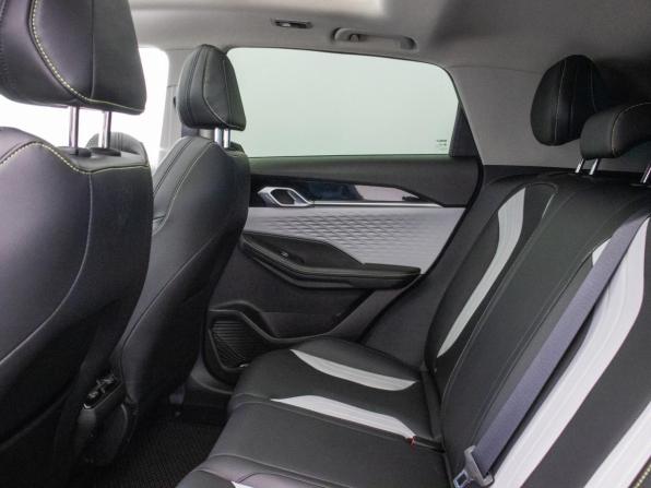 Geely Coolray I Рестайлинг с пробегом 2023 года, цена 1 970 000 рублей, 41399 км, внедорожник, Автокод Объявления