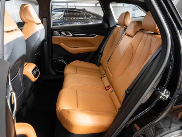 Geely Atlas II с пробегом 2025 года, цена 3 220 000 рублей, 79 км, внедорожник, Автокод Объявления