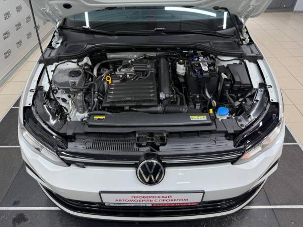 Volkswagen Golf VIII с пробегом 2021 года, цена 2 690 000 рублей, 46507 км, хэтчбек, Автокод Объявления