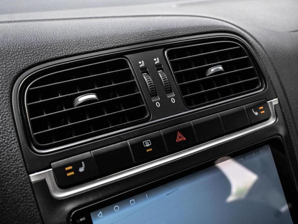 Volkswagen Polo V с пробегом 2012 года, цена 799 000 рублей, 150401 км, седан, Автокод Объявления