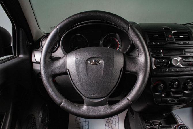 Lada (ВАЗ) Granta I Рестайлинг с пробегом 2018 года, цена 729 000 рублей, 123000 км, седан, Автокод Объявления