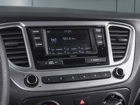 Hyundai Solaris II Рестайлинг с пробегом 2021 года, цена 1 670 000 рублей, 55878 км, седан, Автокод Объявления