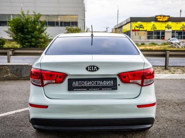 Kia Rio III Рестайлинг с пробегом 2016 года, цена 998 000 рублей, 80348 км, седан, Автокод Объявления