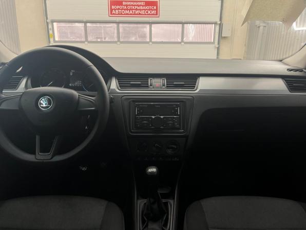 Skoda Rapid I с пробегом 2016 года, цена 1 020 000 рублей, 106000 км, лифтбек, Автокод Объявления