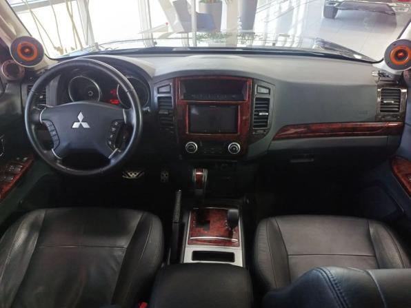 Mitsubishi Pajero IV Рестайлинг 1 с пробегом 2013 года, цена 2 099 000 рублей, 154229 км, внедорожник, Автокод Объявления