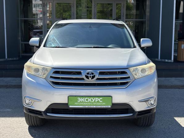 Toyota Highlander II (XU40) Рестайлинг с пробегом 2012 года, цена 1 749 000 рублей, 241000 км, внедорожник, Автокод Объявления