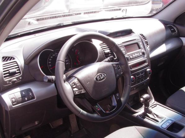 Kia Sorento II Рестайлинг с пробегом 2012 года, цена 1 685 000 рублей, 242000 км, внедорожник, Автокод Объявления