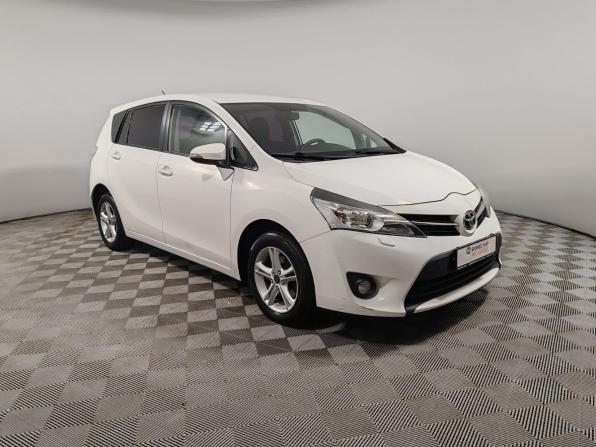 Toyota Verso I Рестайлинг с пробегом 2013 года, цена 1 209 000 рублей, 177950 км, компактвэн, Автокод Объявления