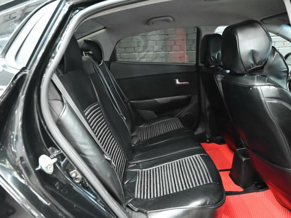 Kia Rio III Рестайлинг с пробегом 2016 года, цена 990 000 рублей, 121318 км, седан, Автокод Объявления