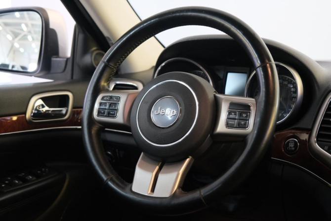 Jeep Grand Cherokee IV (WK2) с пробегом 2012 года, цена 2 749 000 рублей, 184300 км, внедорожник, Автокод Объявления