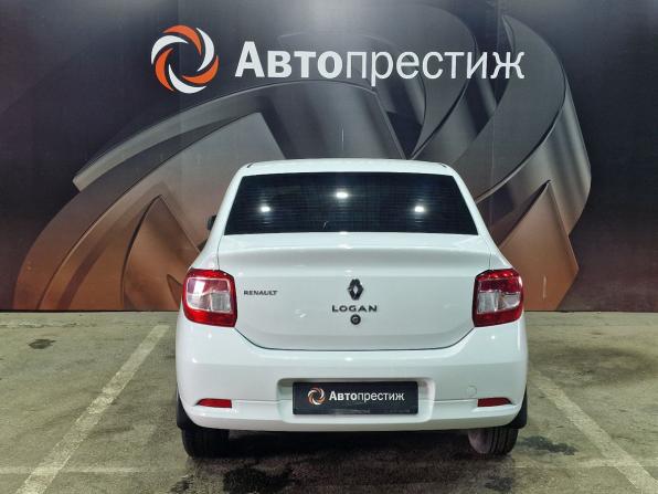 Renault Logan II Рестайлинг с пробегом 2019 года, цена 1 100 000 рублей, 32152 км, седан, Автокод Объявления