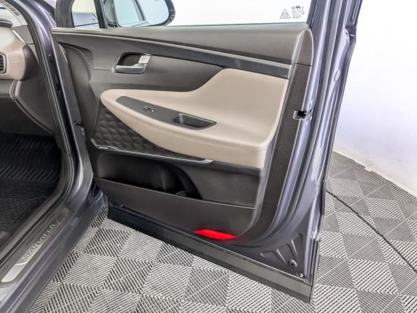 Hyundai Santa Fe IV Рестайлинг с пробегом 2022 года, цена 4 200 000 рублей, 49720 км, внедорожник, Автокод Объявления