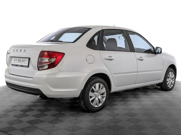 Lada (ВАЗ) Granta I Рестайлинг с пробегом 2023 года, цена 700 000 рублей, 44337 км, седан, Автокод Объявления