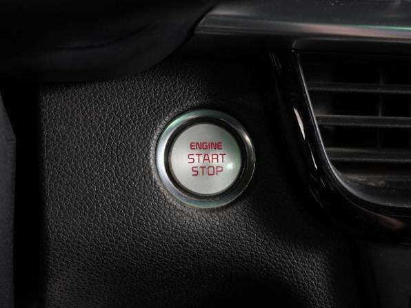 Kia Optima IV Рестайлинг с пробегом 2018 года, цена 1 799 000 рублей, 242053 км, седан, Автокод Объявления
