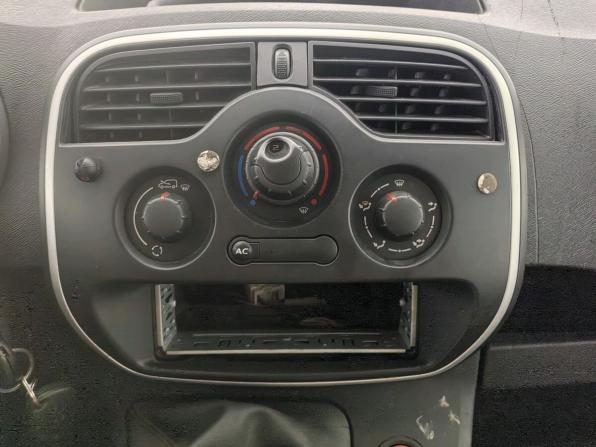 Renault Kangoo II Рестайлинг с пробегом 2013 года, цена 449 000 рублей, 388705 км, фургон, Автокод Объявления