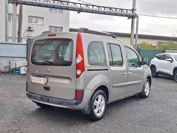 Renault Kangoo II с пробегом 2011 года, цена 749 000 рублей, 151660 км, минивэн, Автокод Объявления