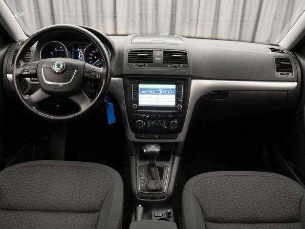 Skoda Yeti I с пробегом 2012 года, цена 1 370 000 рублей, 102613 км, внедорожник, Автокод Объявления