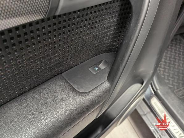 Chevrolet Captiva I Рестайлинг с пробегом 2012 года, цена 1 250 000 рублей, 165000 км, внедорожник, Автокод Объявления