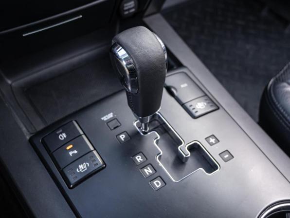 Kia Mohave I с пробегом 2015 года, цена 1 980 000 рублей, 334487 км, внедорожник, Автокод Объявления