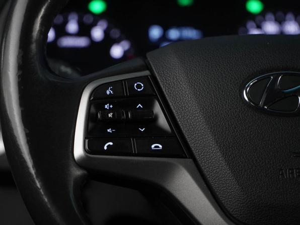Hyundai Solaris II с пробегом 2019 года, цена 1 399 046 рублей, 119206 км, седан, Автокод Объявления