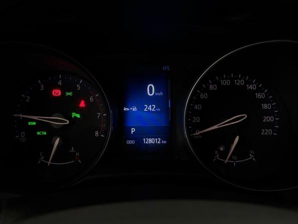 Toyota C-HR I с пробегом 2018 года, цена 2 097 000 рублей, 127950 км, внедорожник, Автокод Объявления