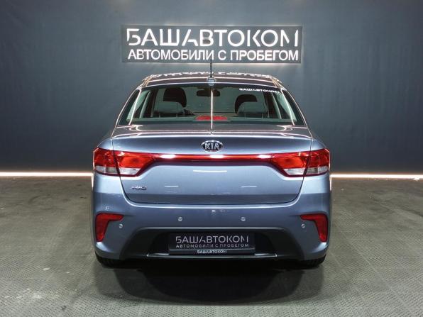 Kia Rio IV с пробегом 2018 года, цена 1 335 000 рублей, 96397 км, седан, Автокод Объявления