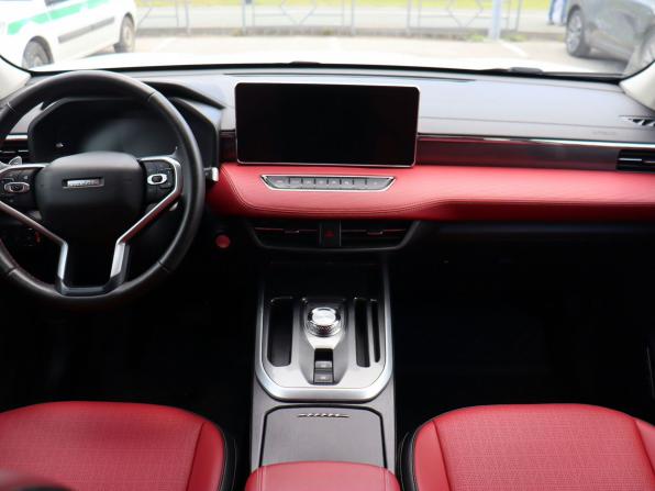 Haval Jolion I Рестайлинг с пробегом 2024 года, цена 2 155 000 рублей, 30545 км, внедорожник, Автокод Объявления