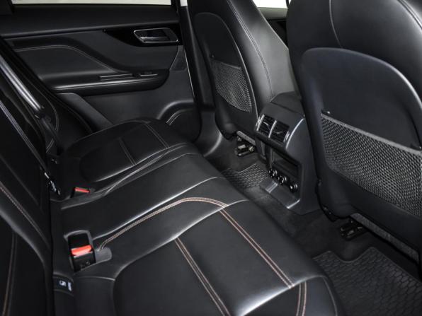 Jaguar F-Pace I с пробегом 2019 года, цена 2 560 000 рублей, 141734 км, внедорожник, Автокод Объявления