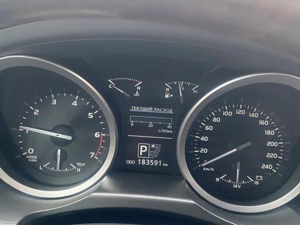 Toyota Land Cruiser 200 Series Рестайлинг 1 с пробегом 2012 года, цена 3 870 000 рублей, 184000 км, внедорожник, Автокод Объявления