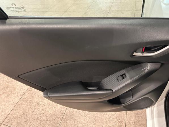 Mazda 3 III (BM) с пробегом 2014 года, цена 1 199 000 рублей, 182475 км, седан, Автокод Объявления
