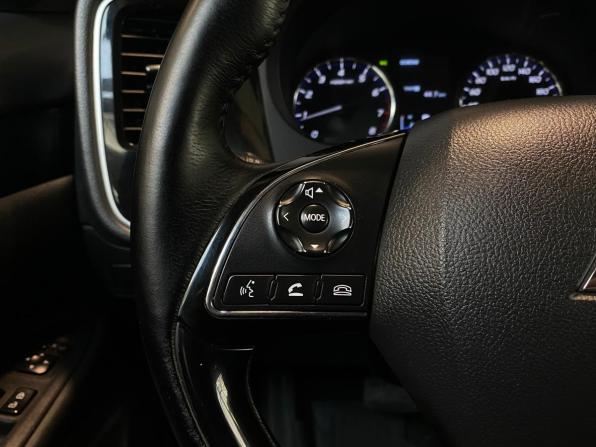 Mitsubishi Outlander III Рестайлинг 3 с пробегом 2019 года, цена 2 220 000 рублей, 175133 км, внедорожник, Автокод Объявления