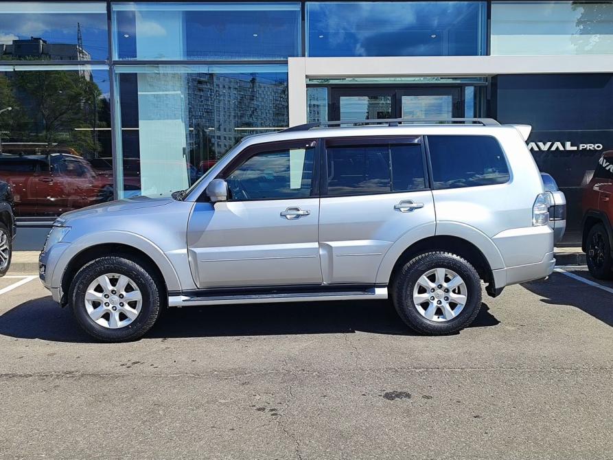 Mitsubishi Pajero IV Рестайлинг 2 Москва  - изображение 8