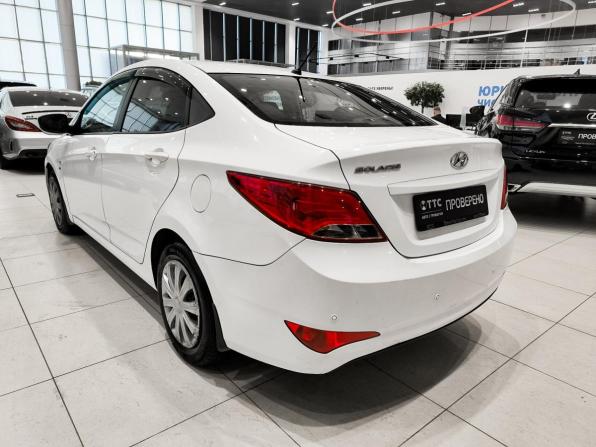 Hyundai Solaris I Рестайлинг с пробегом 2016 года, цена 880 000 рублей, 183757 км, седан, Автокод Объявления
